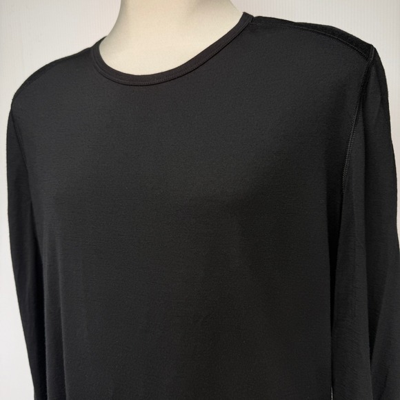 ICEBREAKER 200 Oasis Long Sleeve Crewe Merino Wool Thermal Men's Black Top L - Picture 6 of 10